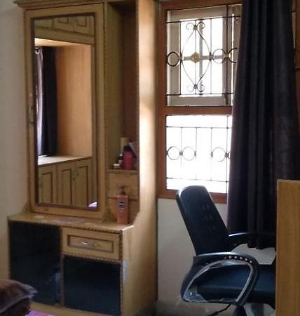 Srinivas Nilayam Apartment Hyderabad Luaran gambar
