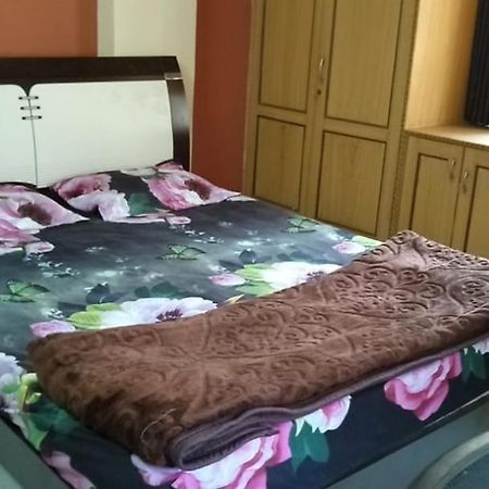 Srinivas Nilayam Apartment Hyderabad Luaran gambar